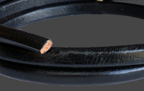 Läderrem 10x6 mm Svart. Regaliz. Pris per 20 cm.