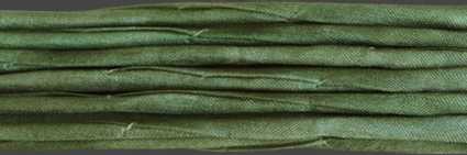 Sidenband, vävt, tvättat och handfärgat 3 mm, 1meter.