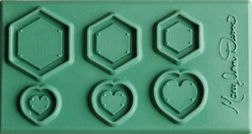 Form ramar sexkanter och hjärtan. 6x12 cm