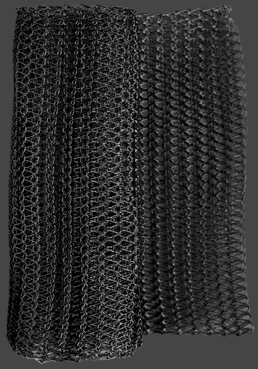 Svart, 8,5cm bred. Medeltät, grov tråd. Två längder 22 cm eller 1 meter.Välj längd