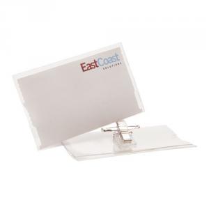 Plastficka med säkerhetsnål och klip