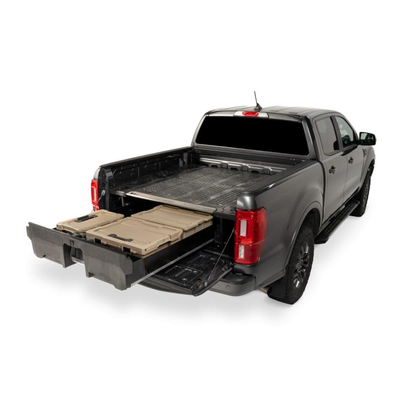 Decked Toyota Hilux Extra Cab 2016-