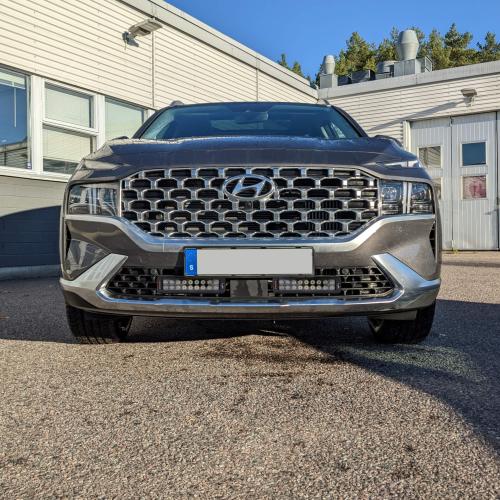 Hyundai Santa Fe 2021- Modellanpassat Extraljus Kit - 2x Vision X PX1810 Black Edition