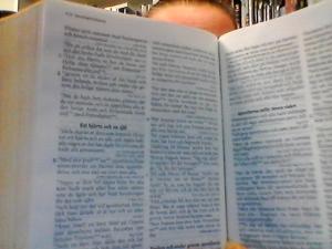 SVENSK STUDIEBIBEL, Svart, mjukband, konstskinn, guldsnitt, 240x150x40mm