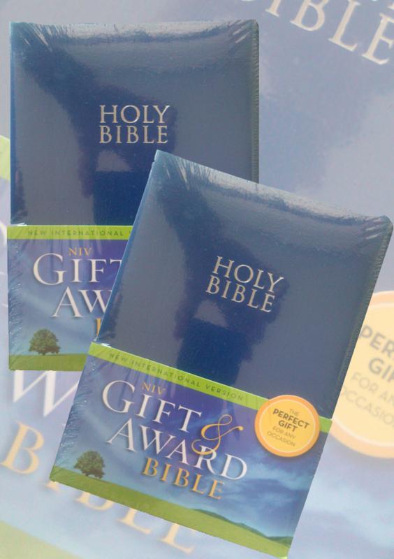 NIV, GIFT & AWARD BIBLE , BLUE, 210X140X30MM