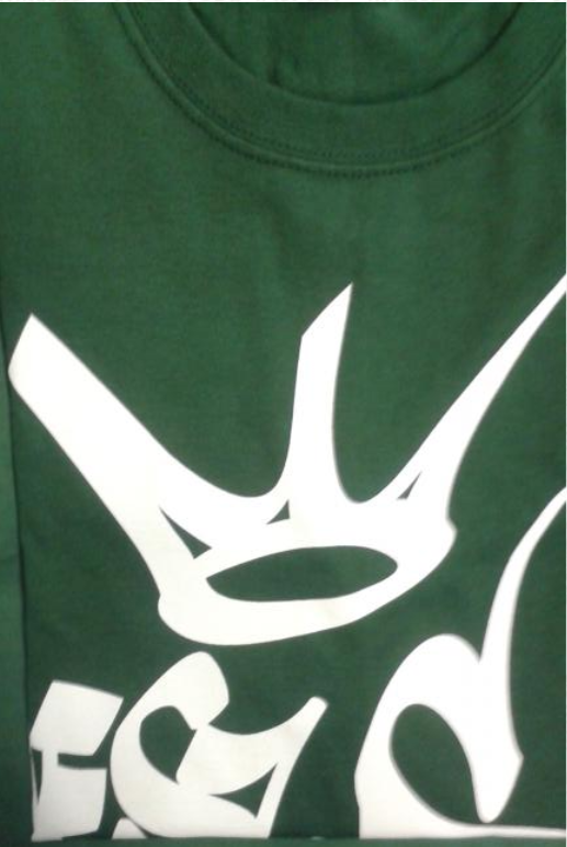 T-SHIRT - KUNG JESUS. STREETSTYLE - GRÖN MED VITT TRYCK (SMALL)