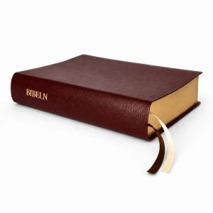 Reformationsbibeln, vinröd