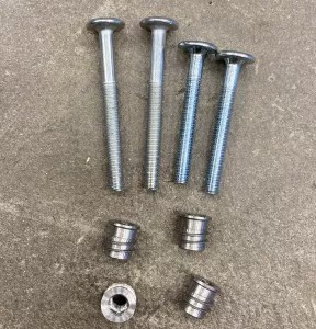 En monterings-sats ram fåtölj EVA med milimetergänga