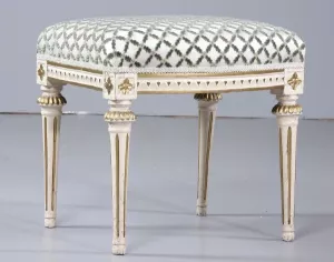 Omklädsel av pall och taburett med fast sits