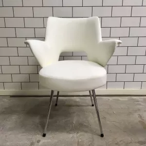 Ett set med 6 st karmstolar "Italia"