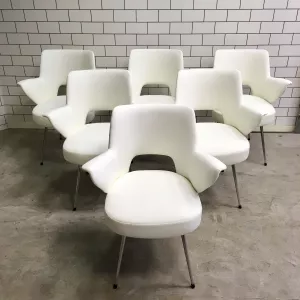 Ett set med 6 st karmstolar "Italia"