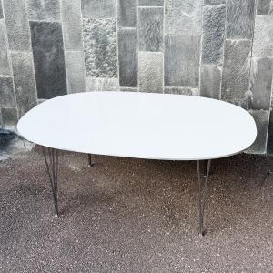 Superellips B613 matbord 120x180 cm