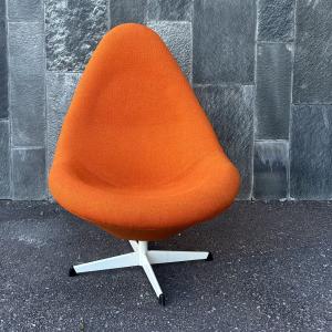 Snurrfåtölj Arne Dahlén i orange Hallingdal-65