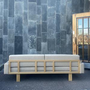 Soffa/dagbädd av Åke Fribyter