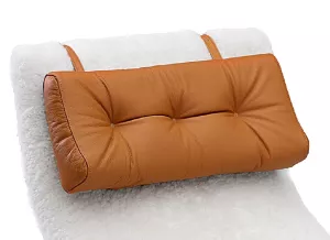 Nackkudde i skinn till BRUNO MATHSSON fåtöljer