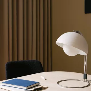 Bordslampa Flowerpot VP4