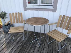 Cafebord SPRING i teak 70 cm:s