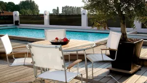 Bord SPRING i teak 120 cm:s