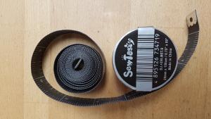 Måttband 150 cm, svart/ silver