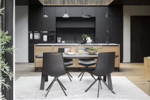 Carradale Matbord V-ben Brun/svart