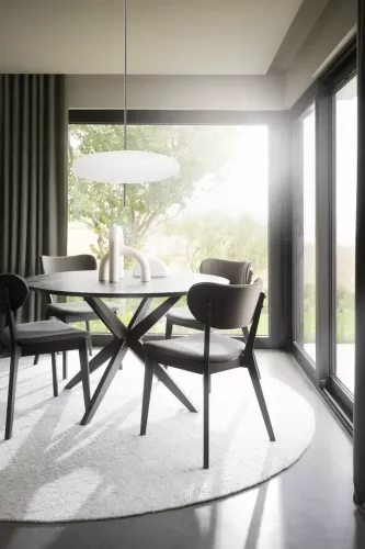 Calverton Matbord Svart