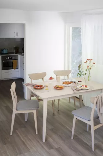 Filippa Matbord Vitpigmenterad