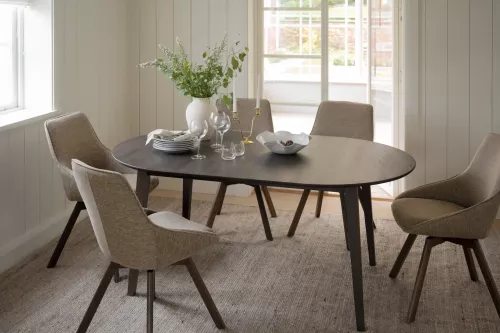 Filippa Matbord Mörkbrun