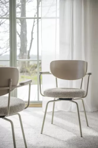 Merrick Karmstol Mörkbeige/vitpigmenterad/beige