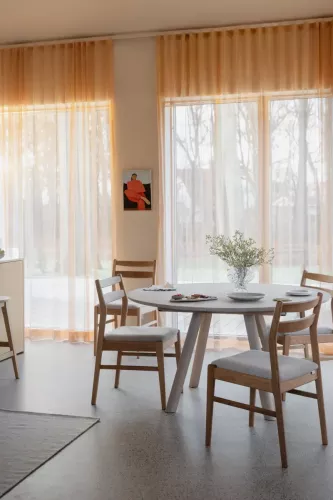 Clapperton Matbord Vitpigmenterad