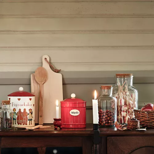 Hugo Plåtburk Julgodis Röd