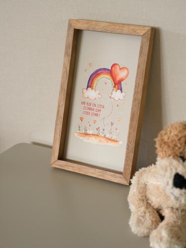 Här bor en Stjärna Trätavla Flerfärgad