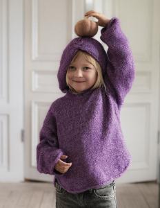 Transsylvanien mini – Barnhoodie med flätor