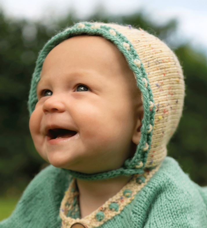 Positano – Stickad babyhätta