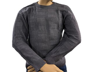 Stickad mössa med strukturmönster