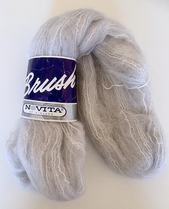 Novita Brush