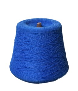 Garntråd på kon - Blå (nm 2/30)
