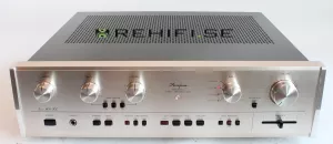 Accuphase E-203