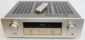 Accuphase E-210