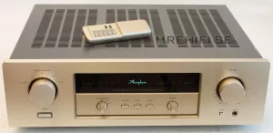 Accuphase E-210