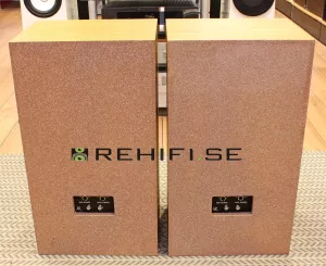 Acoustic Research AR11