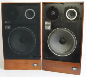 Acoustic Research AR12