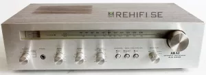 Akai AA-1010