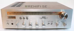Akai AA-1020