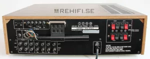 Akai AA-1020