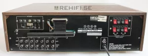 Akai AA-1040