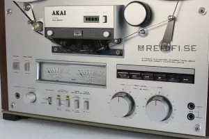 Akai GX-620