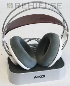 AKG 701