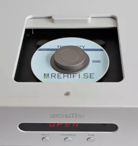 April Music Stello CDA500