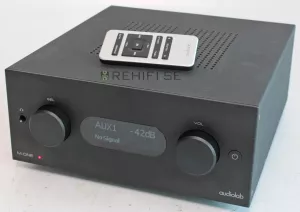 Audiolab M-One