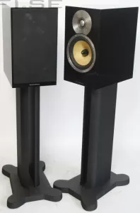 Bowers & Wilkins / B&WCM5